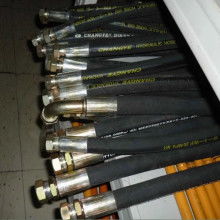 余姚市榮鑫水暖管件廠 高品質編織管與滌綸絲的專業制造商